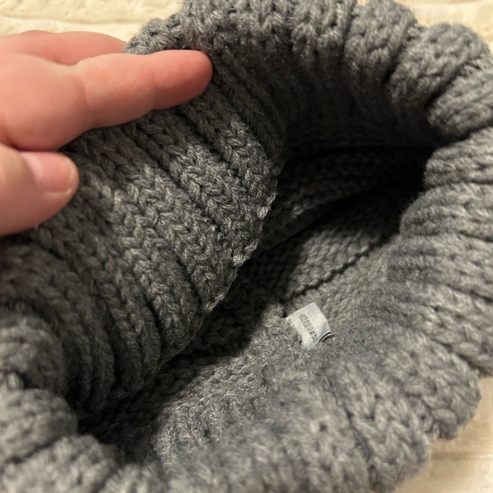 NWT C.C. Toque - Picture 4 of 7
